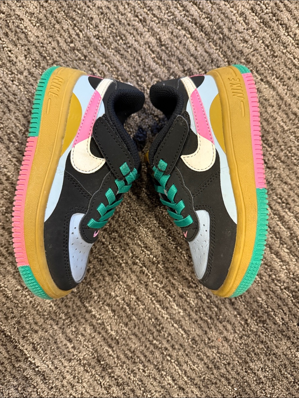 Nike Kids Sneakers Black White Yellow Teal Pink - Picture 3 of 4
